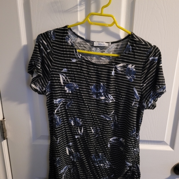 Ladies M tops - Picture 3 of 4